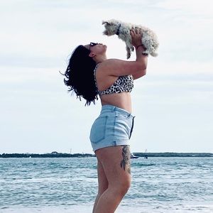 Meet your Posher, Elana